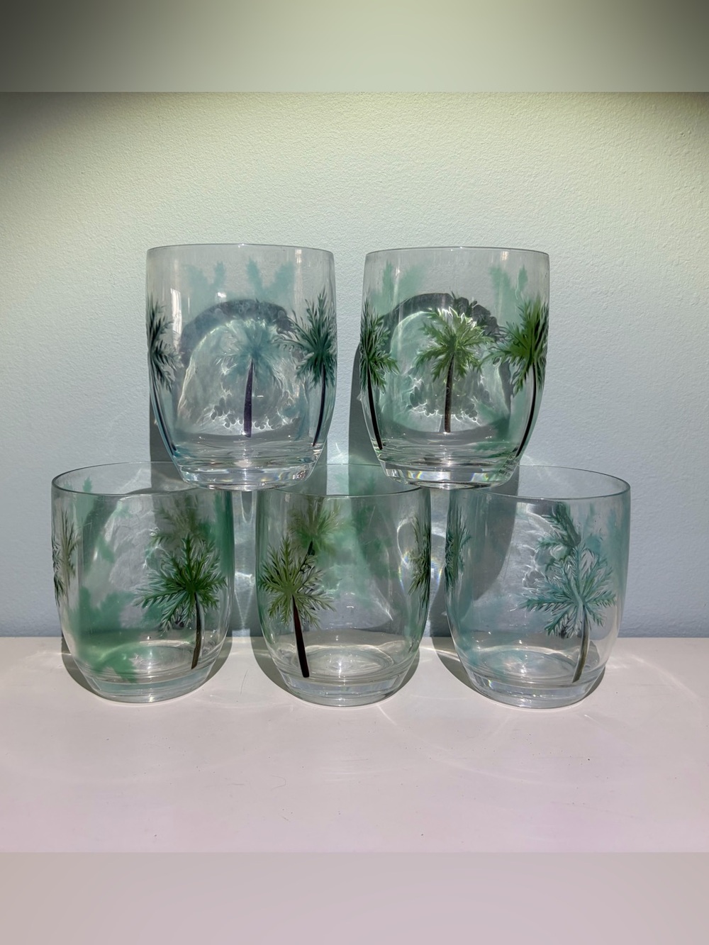 Set of 5 Green & Blue Tinted Coastal Palm Tree 20 oz Plastic Tumblers